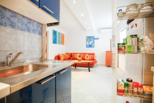Apartments By The Sea Vir - 16590