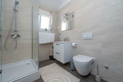 Luxury Apartments - La Vir 3 & 4