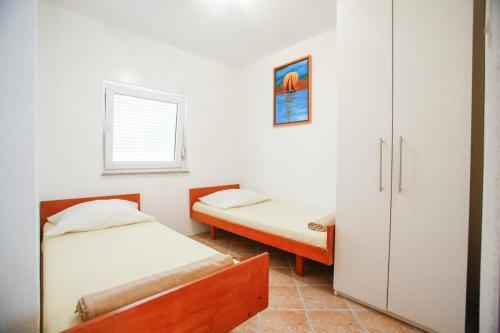 Apartment Vir 16590b