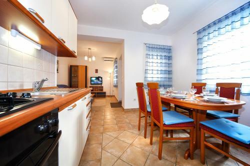 Apartments Sapavac