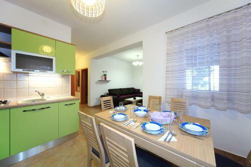 Apartments Sapavac