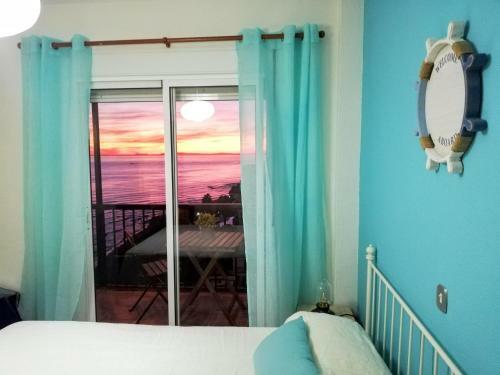 Apartamento Mar Azul, Primera L�nea De Playa