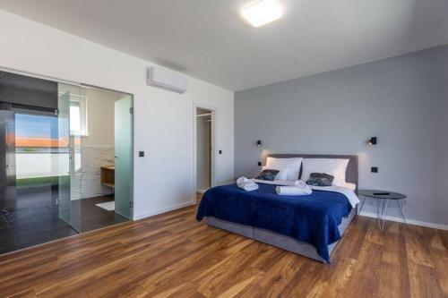 Villa Aurus - Luxury 5 Bedroom
