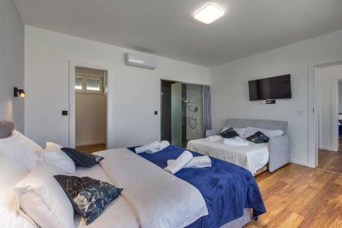 Villa Aurus - Luxury 5 Bedroom