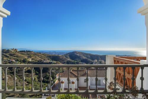 Astonishing View Modern Apartment