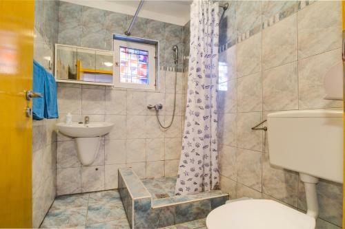 Sea View Apartments Vir