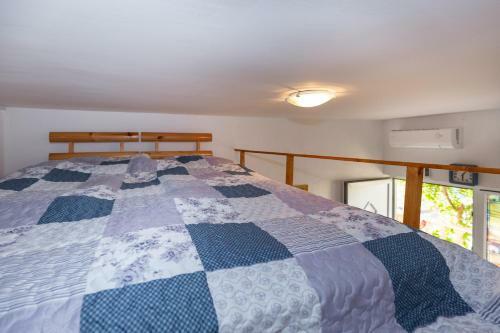Sea View Apartments Vir