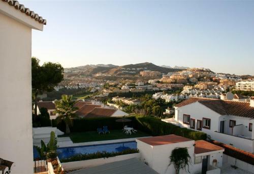 Highly Situated Apartment Sea Views