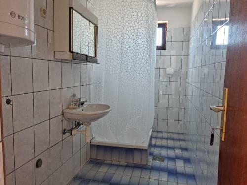 Hostal Rooms Mat - 300 M From Sea