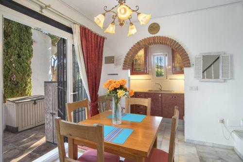Lower Calahonda 2 Bed Townhouse