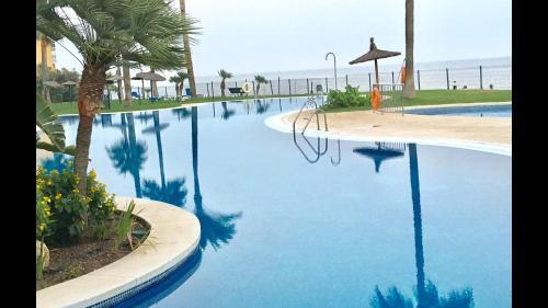 Mi Capricho 3d Beachfront- Apartment With Sea Views In Costa Del Sol,