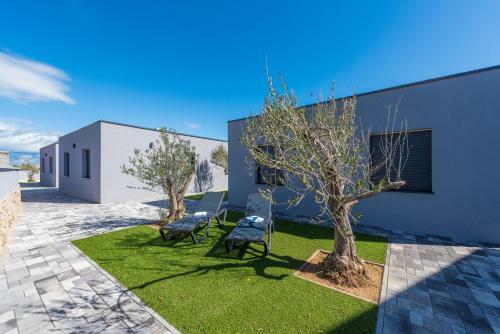 Exclusive Villas Resort & Spa Vir