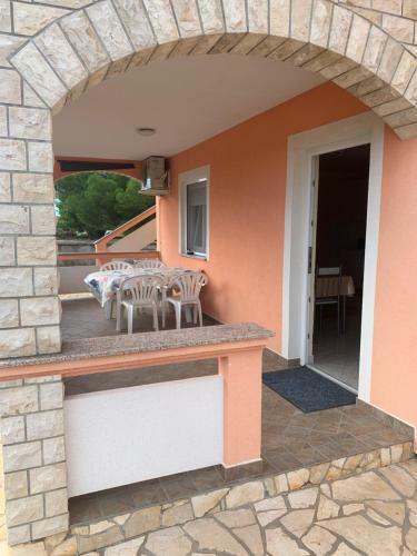 Vir Family Apartments