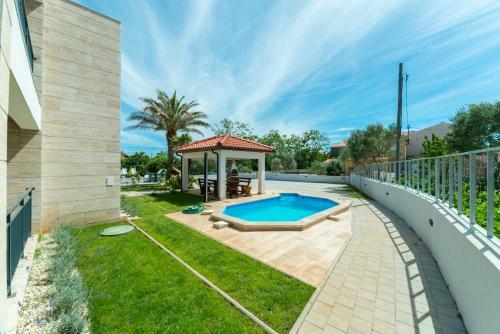 Apartamentos Villa Mirakul