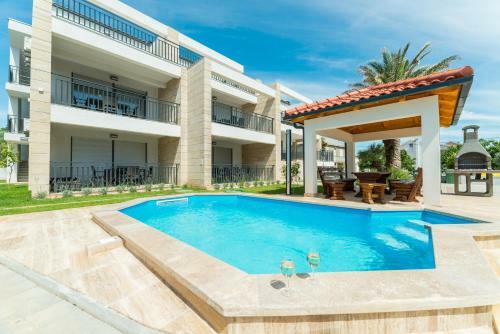 Apartamentos Villa Mirakul
