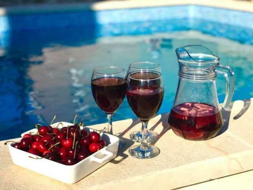 Villa Island Vir With Pool