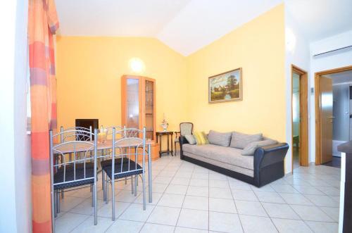 Apartments With A Parking Space Vir - Kozjak, Vir - 18556