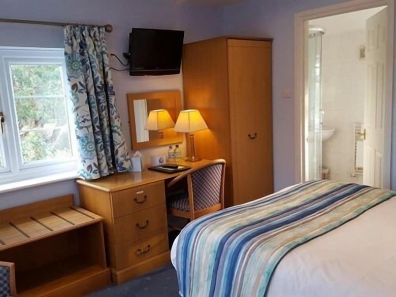 Apple Tree Hotel