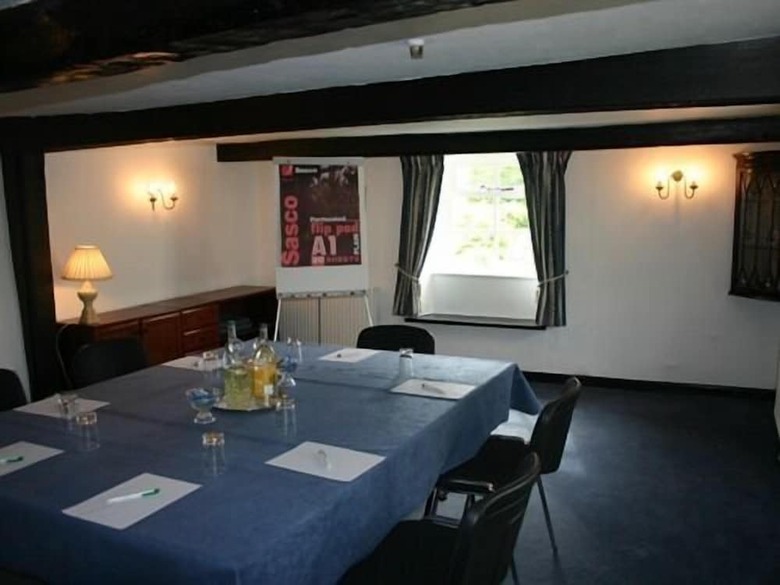 Apple Tree Hotel