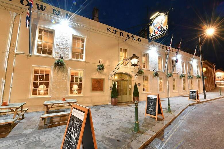 Lansdowne Strand Hotel