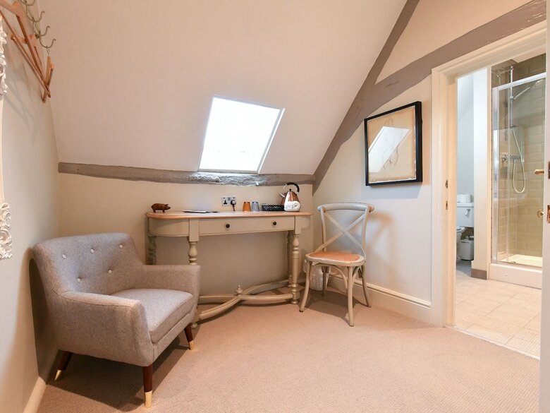 Lansdowne Strand Hotel