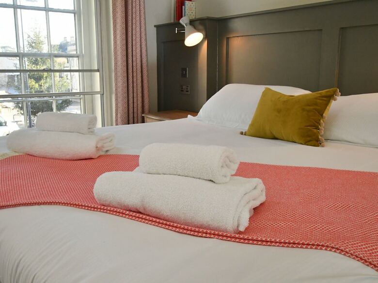 Lansdowne Strand Hotel