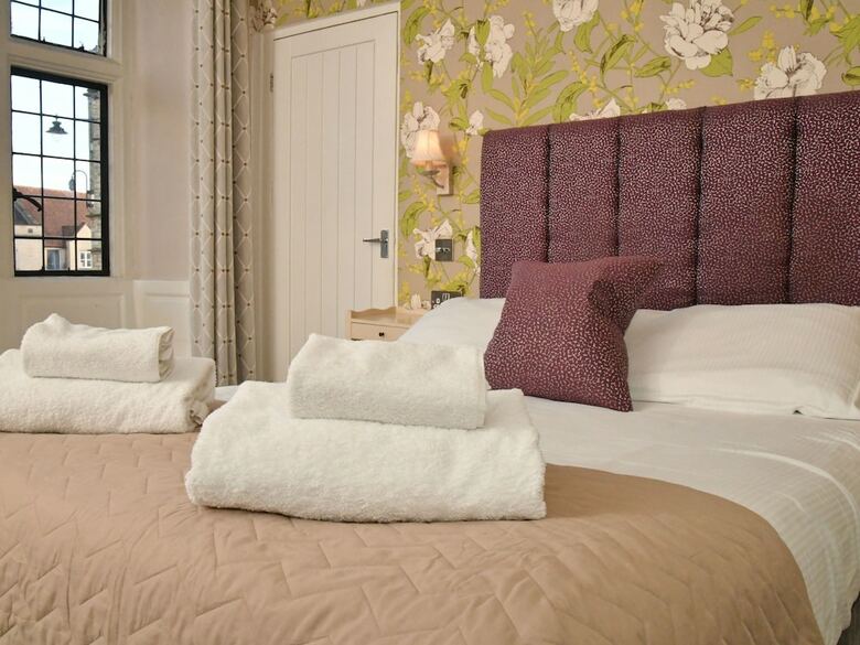 Lansdowne Strand Hotel