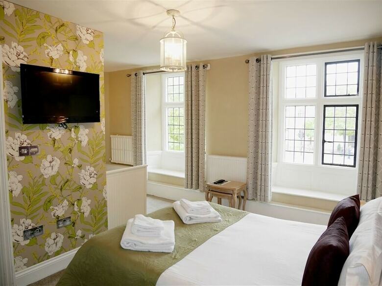 Lansdowne Strand Hotel