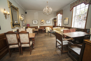 Lion & Pheasant Hotel