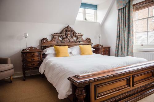 Hostal Drapers Hall Restaurant & Boutique Rooms