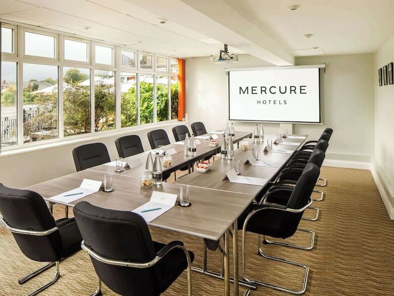 Mercure London Staines-upon-thames Hotel