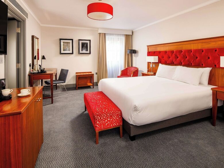 Mercure London Staines-upon-thames Hotel