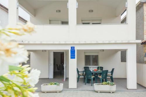 Apartments With A Parking Space Vir - 19113