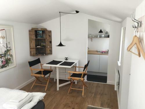 Hostal Cozy Guesthouse