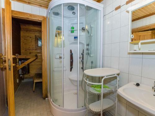 Holiday Home Karjalan Heili 13