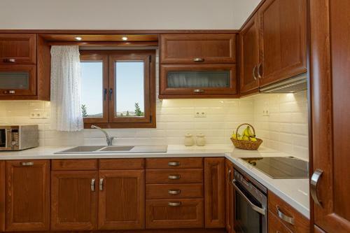 Kampos Villa Iii, Pure Elegance!