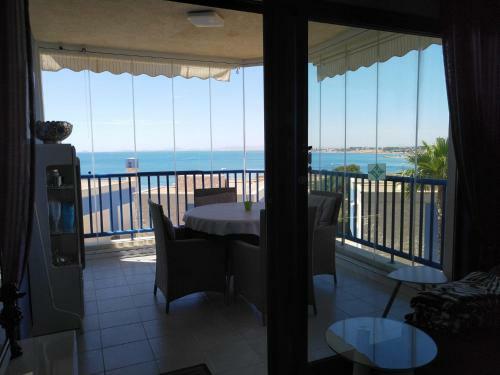 Apartamento Lovely Appartment With Stunning Sea View, 2nd Floor