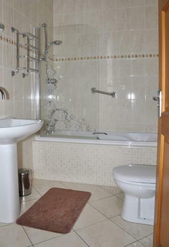 Blaengader Cottages Dinas