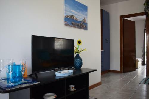 Apartamento Un Balcone Su Acicastello