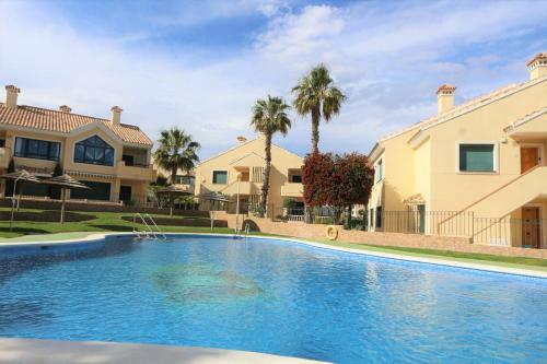 Apartamento Lomas De Campoamor Ref 8222