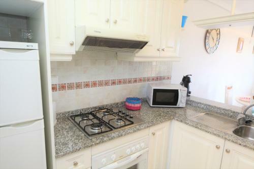 Apartamento Lomas De Campoamor Ref 8222