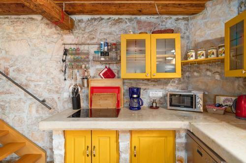 Villa Il Melograno Hvar With Pool & Bbq
