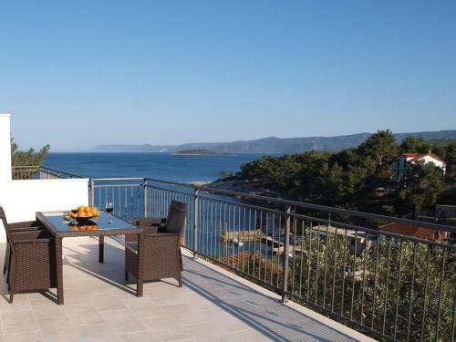 Seaside Apartments With A Swimming Pool Mudri Dolac, Hvar - 4050