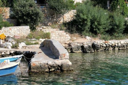 Seaside Apartments With A Swimming Pool Mudri Dolac, Hvar - 4050