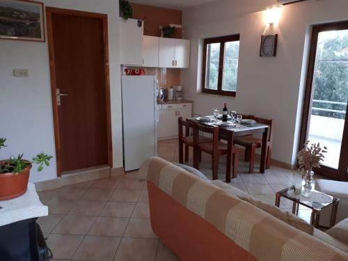 Apartamento Mala Basina -maslina