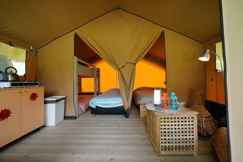 Safaritent Op Camping Berkel