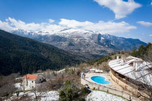 Chalet Royal Agia Varvara