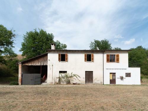 Authentic Holiday Home In Cagli With Private Swimming Pool