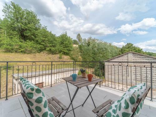 Authentic Holiday Home In Cagli With Private Swimming Pool