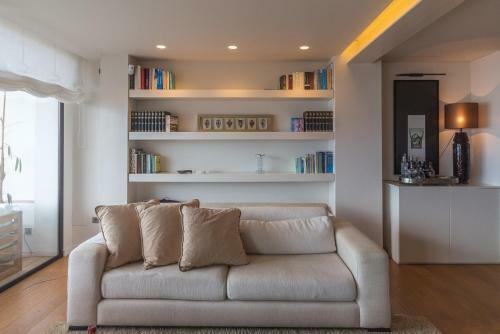 Extra Luxurious Apartment On The Beachfront